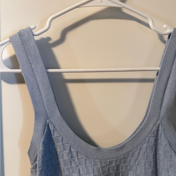 Abercrombie & Fitch Light Blue Textured Tank Top - Picture 2 of 6